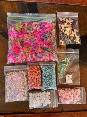 Assorted beads bundle